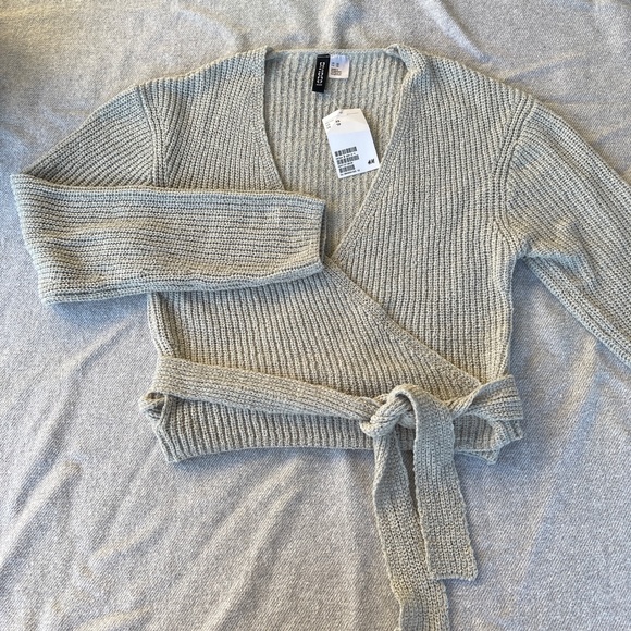 H&M Wrap Cardigan/Sweater - Picture 3 of 4